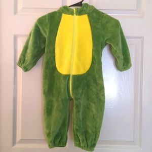 Dragon or Dinosaur costume not sure lol